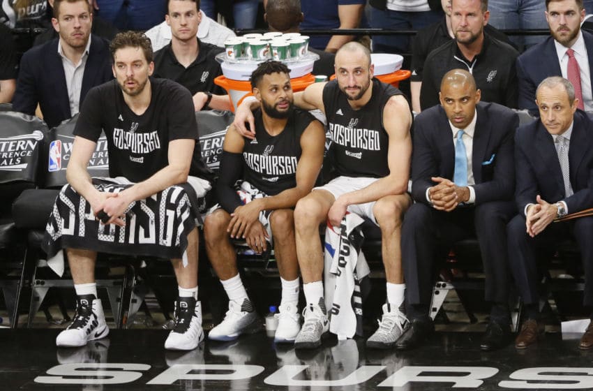 https---fansided.com-wp-content-uploads-usat-images-2016-04-10070621-nba-playoffs-golden-state-warriors-at-san-antonio-spurs-850x560